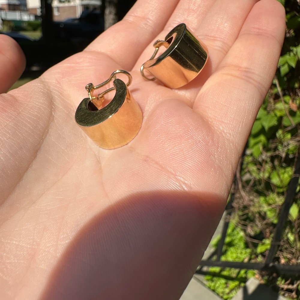 14k Gold Chunky Hoop Huggie Earrings